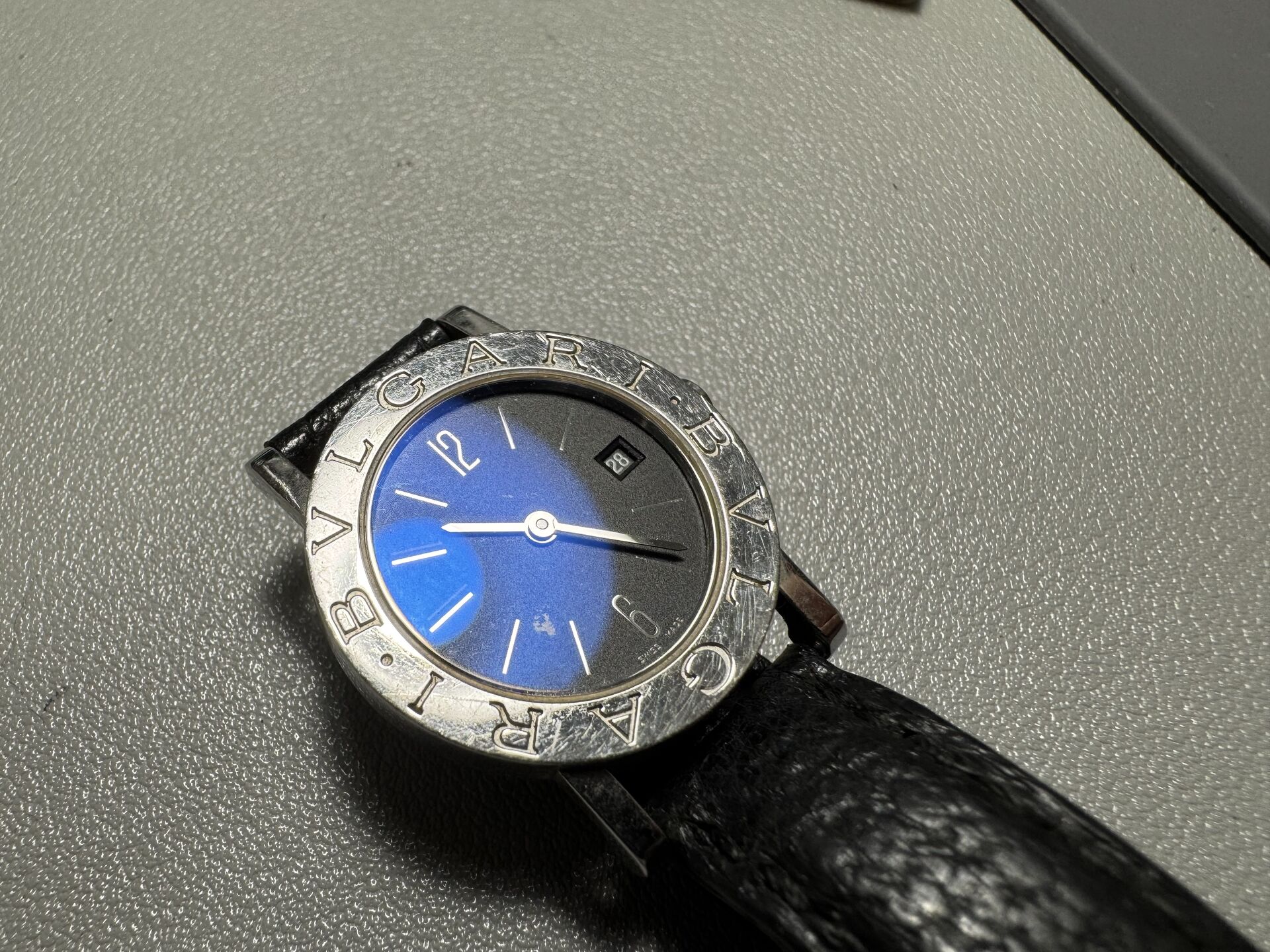 FOSSILの時計の電池交換