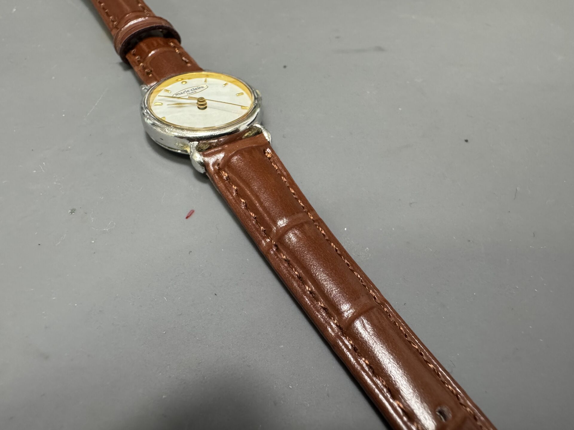 FOSSILの時計の電池交換
