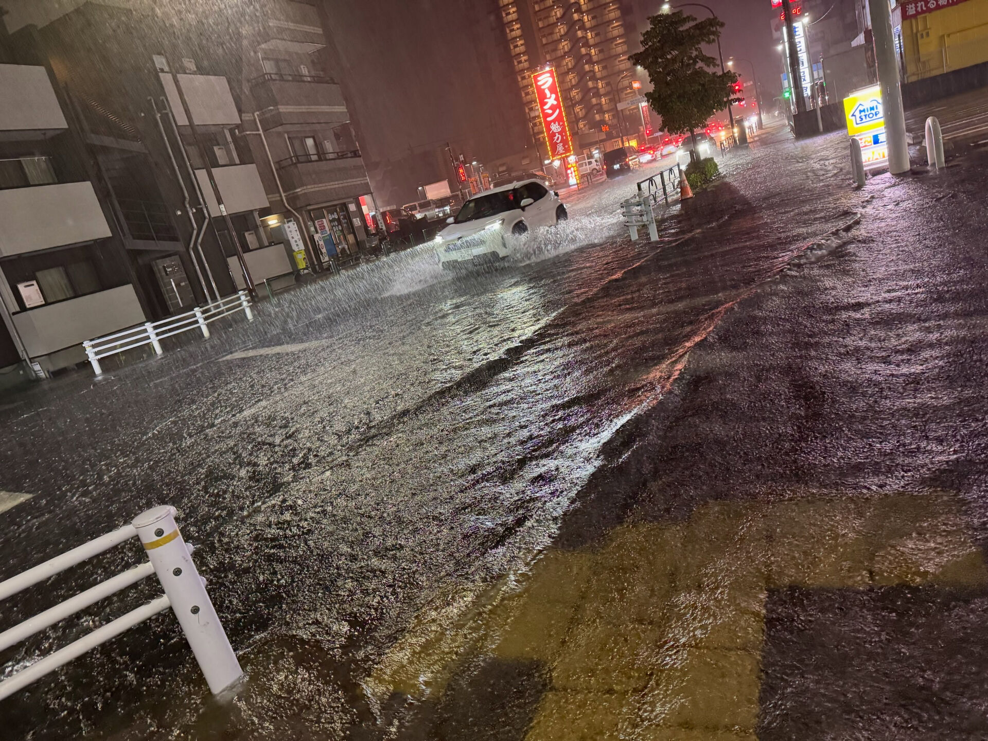 【町田 | お知らせ 】  冠水していました 【 大雨 】
