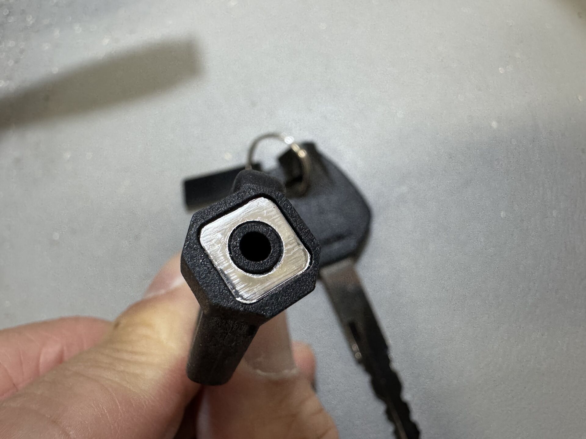 FOSSILの時計の電池交換
