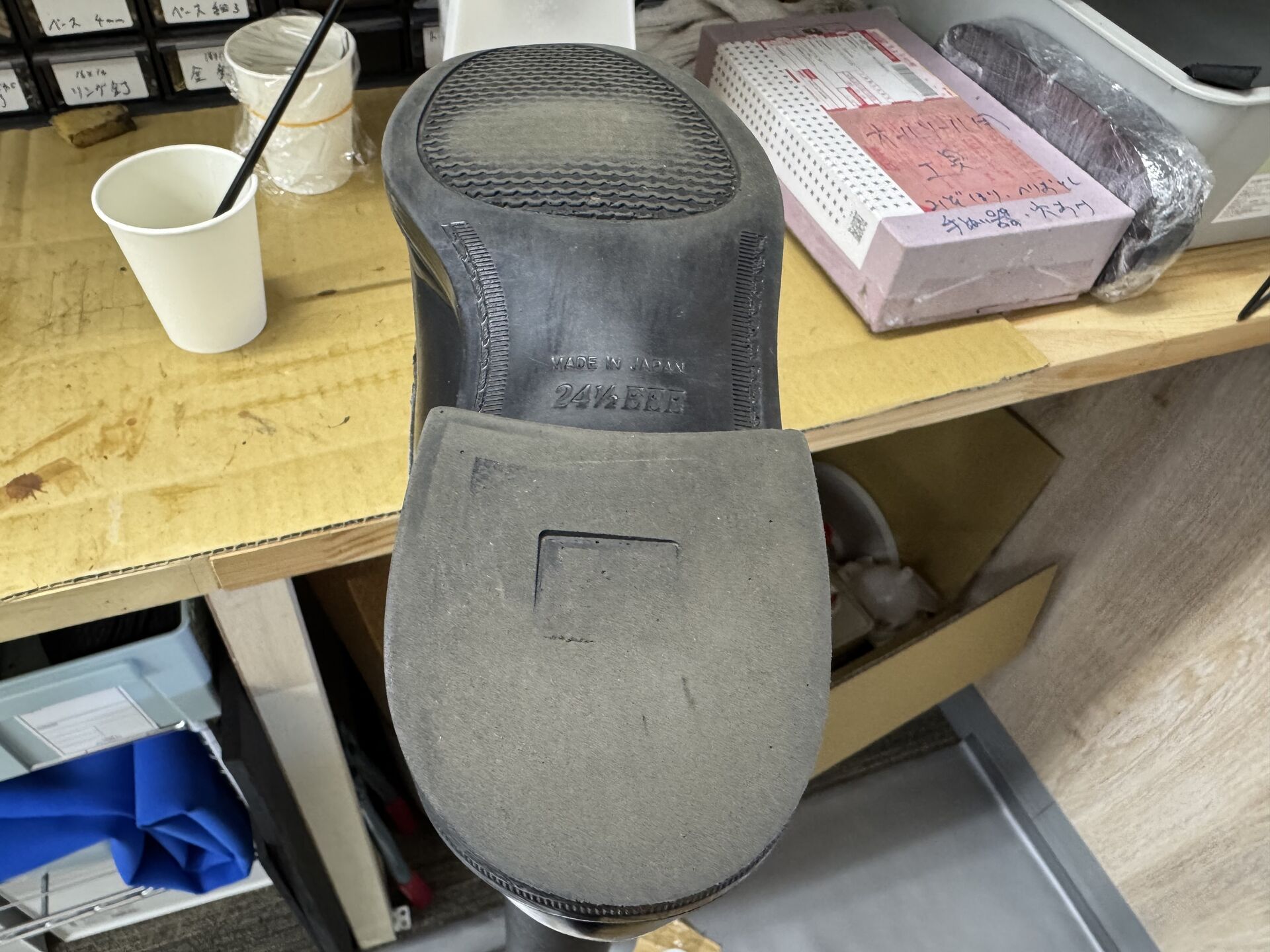 FOSSILの時計の電池交換