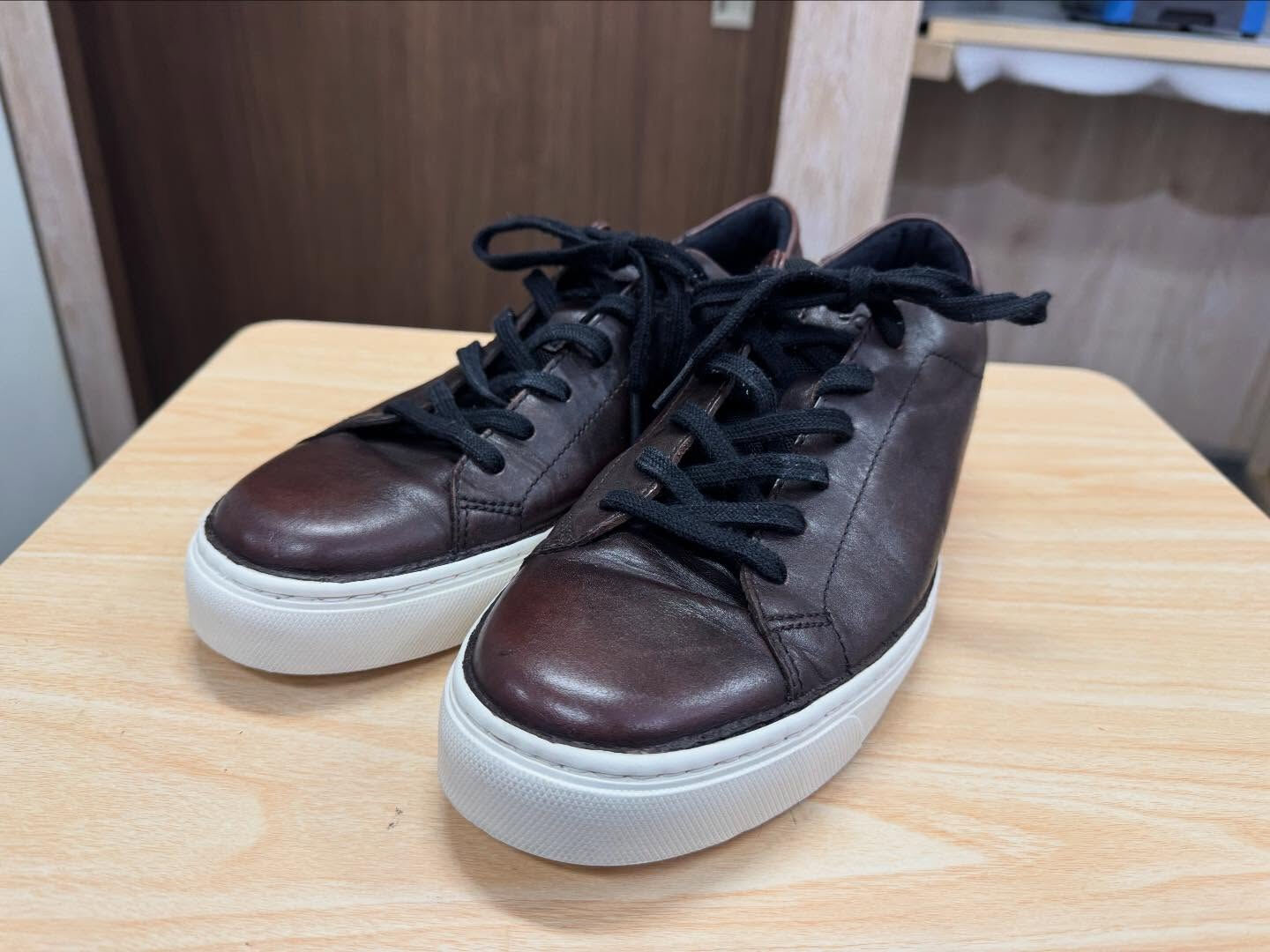 【町田 | 靴修理 】 スニーカーのオールソール 【ecco